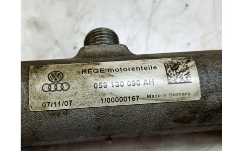 Rampa injectoare 059130090ah Volkswagen Touareg 1 (7L) (2002 - 2007) - imagine 3