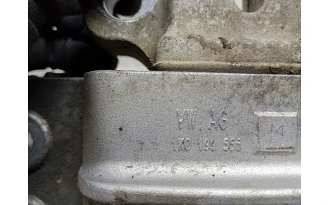 Suport motor 1k0199555 Volkswagen Golf 6 (2008 - 2015) - imagine 3