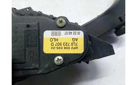 Pedala acceleratie 7l0723507d Volkswagen Touareg 1 (7L) (2002 - 2007) - imagine 3