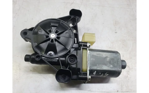 Motoras geam stanga fata 5q0959801b Skoda Octavia 3 (facelift) (2017 - 2020) - imagine 4