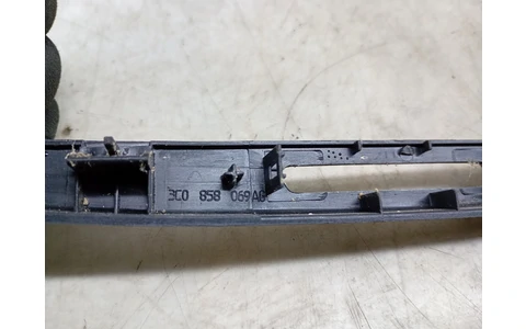 Ornament consola centrala 3C0858069AG Volkswagen Passat CC 1 (2008 - 2012) - imagine 3
