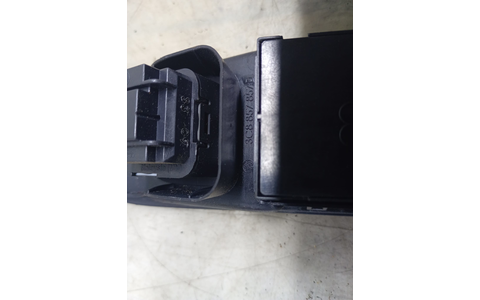 Panou butoane 3C8857857D Volkswagen Passat CC 1 (2008 - 2012) - imagine 2