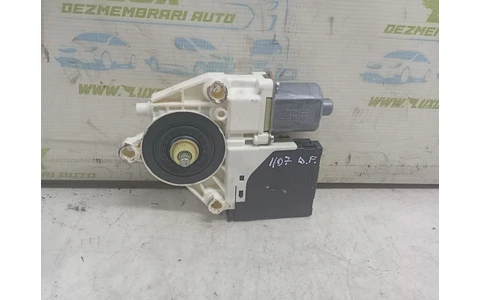 Motoras geam dreapta fata 1k0959702K Volkswagen Golf 5 (2003 - 2009) - imagine 2