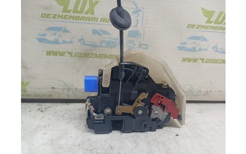 Broasca dreapta spate 7L0839016 Volkswagen Golf 5 (2003 - 2009) - imagine 2