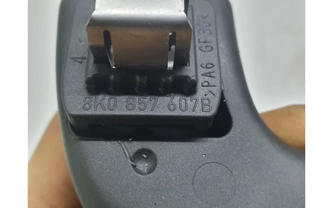 Maner plafon 8k0857607b Audi A6 4G/C7 (2010 - 2014) - imagine 3
