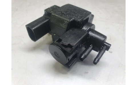 Electrovalva vacuum 059906629a Audi Q7 4L (2005 - 2009) - imagine 2