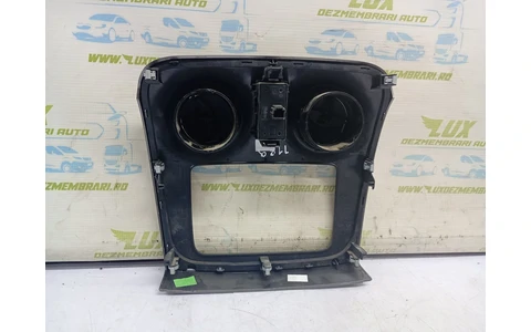 Grila ventilatie bord 682605983R Dacia Logan 2 (2013 - 2016) - imagine 5