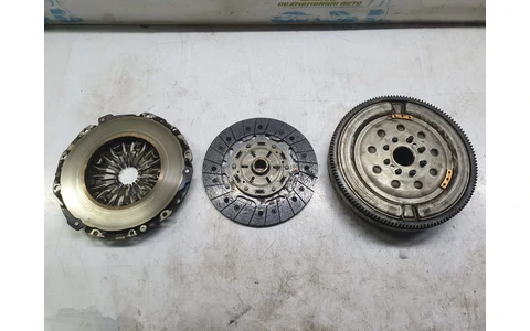 Kit ambreiaj volanta cu masa dubla 55485510 Opel Astra K (2015 - 2020) - imagine 2