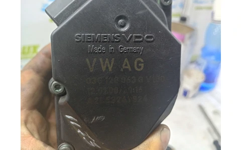 Clapeta acceleratie 03G128063G Seat Leon 2 (1P) (2005 - 2009) - imagine 3