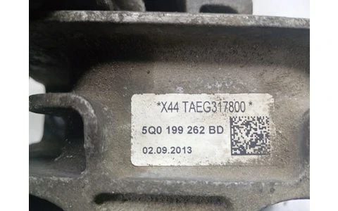 Suport motor 5Q0199262BD Seat Leon 3 (5F) (2012 - 2016) - imagine 4