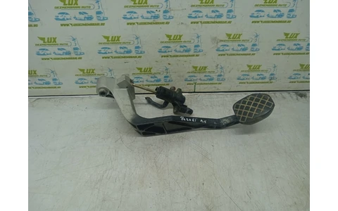 Pedala ambreiaj 8d1721316k Volkswagen Passat B5.5 (facelift) (2000 - 2005) - imagine 3