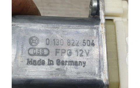 Motoras geam dreapta spate 0130822504 Mercedes Benz E-Class W212 (2009 - 2013) - imagine 3