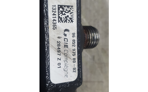 Rampa injectoare 9685297580-02 Ford Focus 3 (2011 - 2015) - imagine 3
