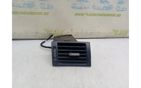 Grila ventilatie bord 8E0820902F Audi A4 B6 (2000 - 2005) - imagine 2