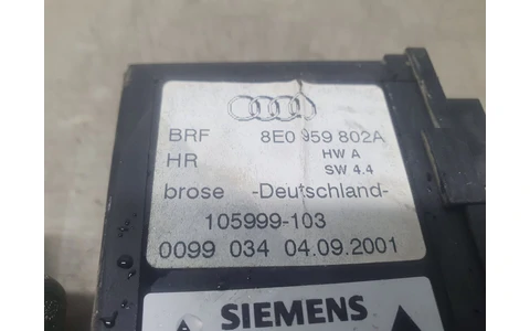 Motoras geam dreapta spate 8E0959802A Audi A4 B6 (2000 - 2005) - imagine 3
