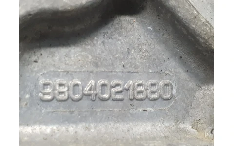 Pompa vacuum 9804021880 Ford Focus 3 (2011 - 2015) - imagine 3