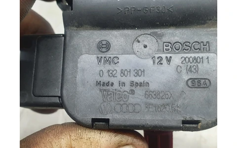 Motoras clapeta mixaj aer 0132801301 Audi A4 B6 (2000 - 2005) - imagine 3