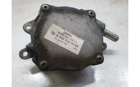 Pompa vacuum a6422300065 Mercedes Benz GLK-Class X204 (2008 - 2012) - imagine 3