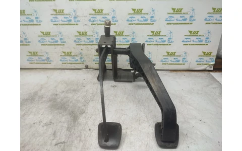Pod pedalier 8200386509b Dacia Logan 1 (2004 - 2008) - imagine 2
