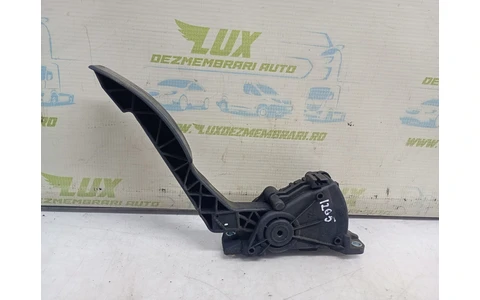 Pedala acceleratie 8200386506 Dacia Logan 1 (2004 - 2008) - imagine 2