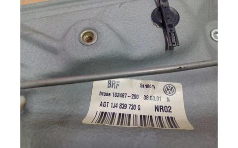 Macara geam dreapta spate 1J4839730G Volkswagen Golf 4 (1997 - 2006) - imagine 4