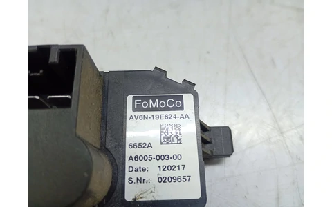 Rezistenta trepte av6n19e624aa Ford Focus 3 (2011 - 2015) - imagine 3