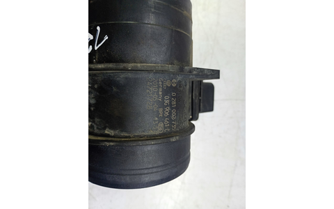 Debitmetru aer 03g906461c Audi A6 4F/C6 (facelift) (2008 - 2011) - imagine 2