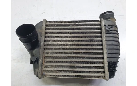 Radiator intercooler 4f0145805ac Audi A6 4F/C6 (facelift) (2008 - 2011) - imagine 2