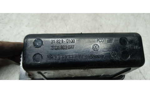 Scrumiera 3c0863077 Volkswagen Passat B6 (2005 - 2010) - imagine 2