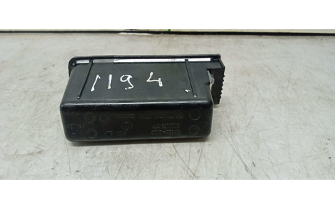 Scrumiera 3c0863077 Volkswagen Passat B6 (2005 - 2010) - imagine 3
