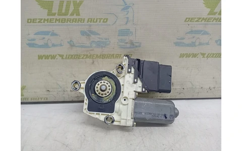 Motoras geam dreapta spate 1J4959812C Volkswagen Golf 4 (1997 - 2006) - imagine 3