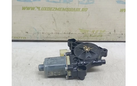 Motoras geam dreapta fata 0130822716 Volkswagen Golf 7 (2012 - 2017) - imagine 3