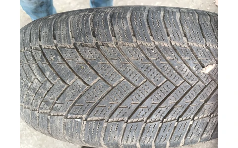 Anvelopa 225/60/R16 Tourador Iarna Ford Focus 3 (2011 - 2015) - imagine 3