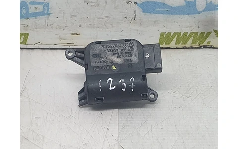 Motoras clapeta mixaj aer 0132801304 Audi A4 B6 (2000 - 2005) - imagine 4