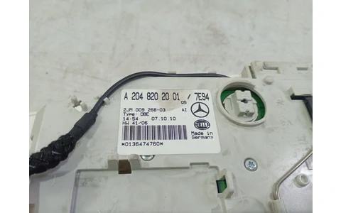 Plafoniera a2048202001 Mercedes Benz C-Class W204/S204 (2007 - 2012) - imagine 3