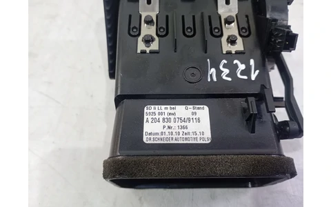 Grila ventilatie bord a2048300754 Mercedes Benz C-Class W204/S204 (2007 - 2012) - imagine 3