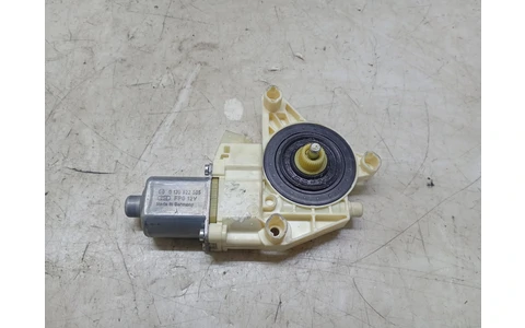 Motoras geam stanga spate a2048200542 Mercedes Benz C-Class W204/S204 (2007 - 2012) - imagine 2