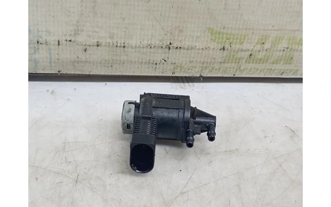 Electrovalva vacuum 1k0906283A Porsche Cayenne 958 (2010 - 2014) - imagine 2