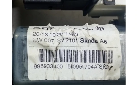 Motoras geam dreapta spate 5k0959704A Skoda Octavia 2 (facelift) (2008 - 2013) - imagine 3