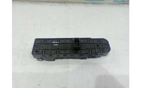 Panou butoane e30169 Renault Laguna 3 (2007 - 2011) - imagine 2