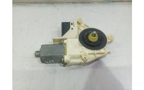 Motoras geam dreapta spate 827300001r Renault Laguna 3 (2007 - 2011) - imagine 2