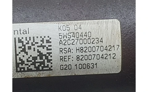Rampa injectoare 8200704212 Renault Laguna 3 (2007 - 2011) - imagine 4