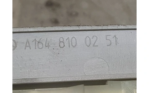Maner plafon A1648100251 Mercedes Benz ML W164 (2005 - 2008) - imagine 2