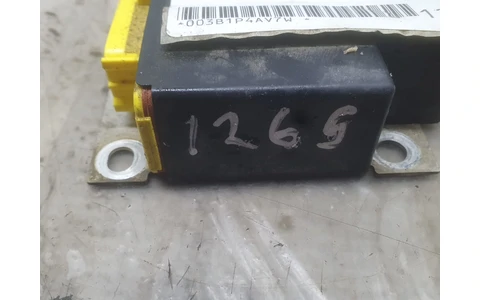 Calculator airbag 3c0909605M Volkswagen Passat B6 (2005 - 2010) - imagine 3