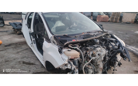 Ford Fiesta 6 (facelift) (2013 - 2020) - imagine 2