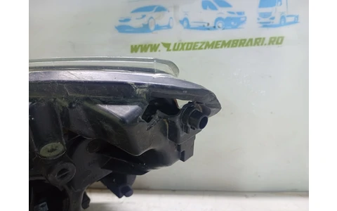 Far dreapta Opel Astra J (2009 - 2012) - imagine 6