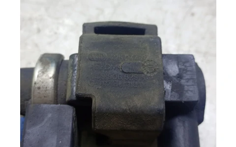 Electrovalva vacuum 059906529a Audi A6 4F/C6 (2004 - 2008) - imagine 4