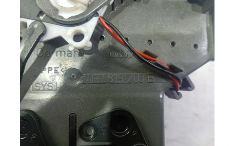 Grila ventilatie bord 4f0819203b Audi A6 4F/C6 (2004 - 2008) - imagine 4