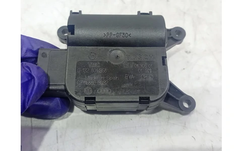Motoras clapeta mixaj aer 4f0820511 Audi A6 4F/C6 (2004 - 2008) - imagine 3