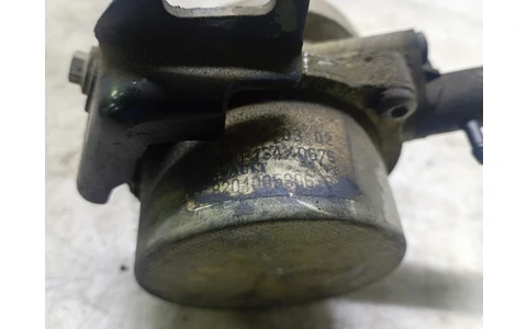 Pompa vacuum 8201005306r Renault Fluence 1 (2009 - 2013) - imagine 4